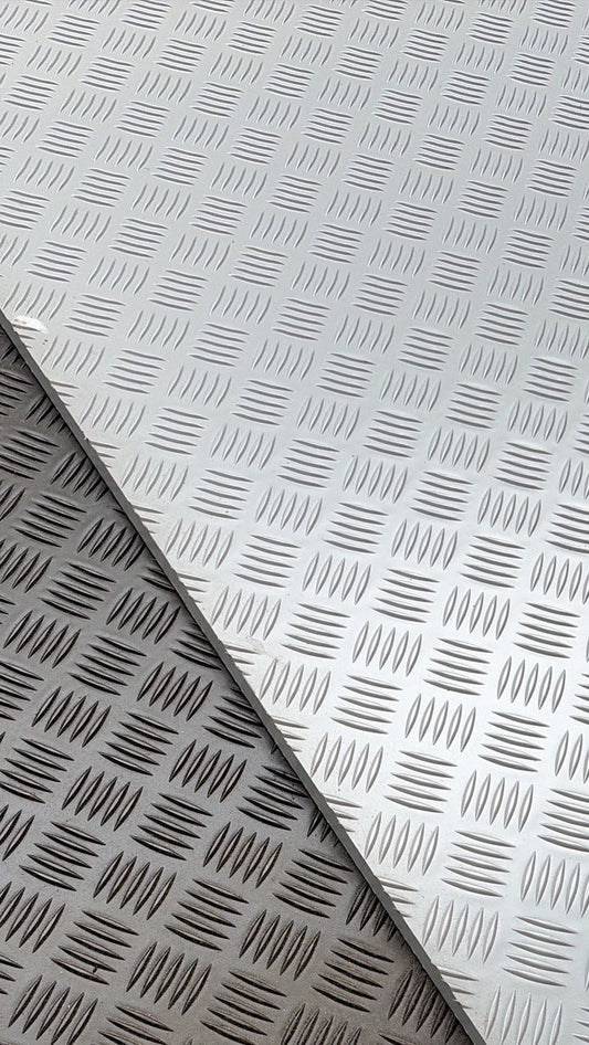 Zuschnitt PE-HD Quintett Schwarz und Grau | Formate: 50 x 995 bis 500 x 995 mm