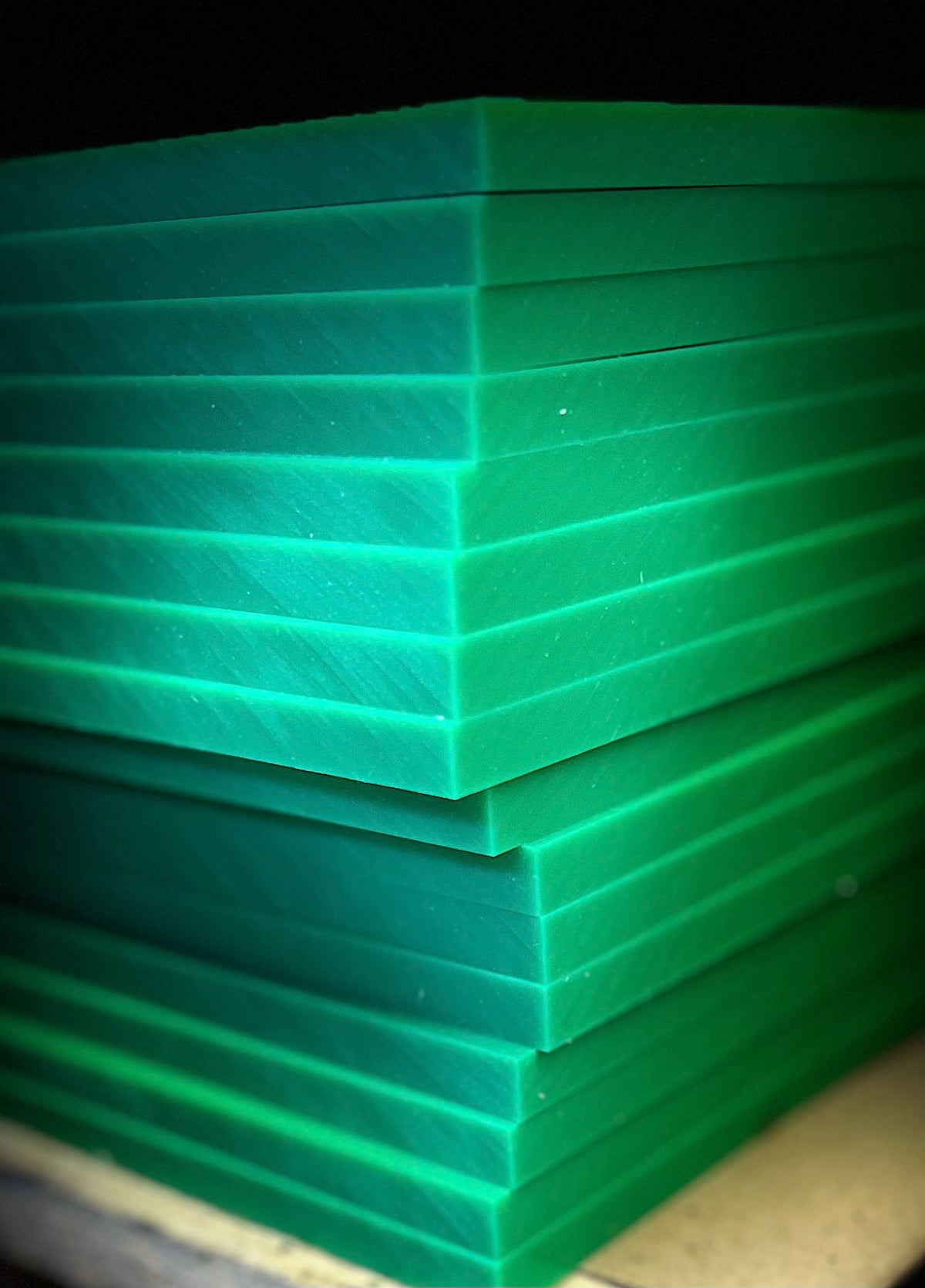 Klötze PE1000 UHMW Grün | Stärke: 70 + 80 mm | Klötze Formate 70x70 bis 300x300 mm